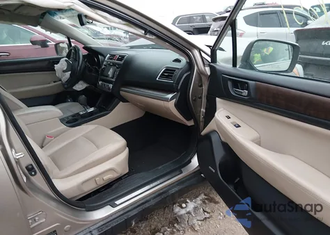 2015 Subaru Outback 2.5I Limited z USA, uszkodzony, nr VIN 4S4BSBLC8F3225080